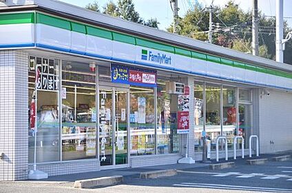ファミリーマート 羽曳野埴生野店 徒歩2122m