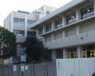 伊丹市立荻野小学校 徒歩900m