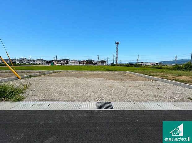 【外観】現在建築中！落ち着いた街並みで新生活を始めることが出来そう！周辺の物件も併せてご紹介させて頂きます！
