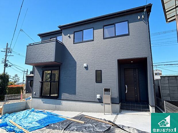 【外観】安心の10年保証！外観を美しく保ち、雨水で汚れを落とします！気になることがありましたら、お気軽にお問い合わせください！