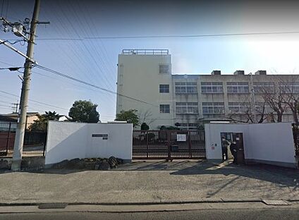 東大阪市立義務教育学校池島学園中学部 徒歩329m