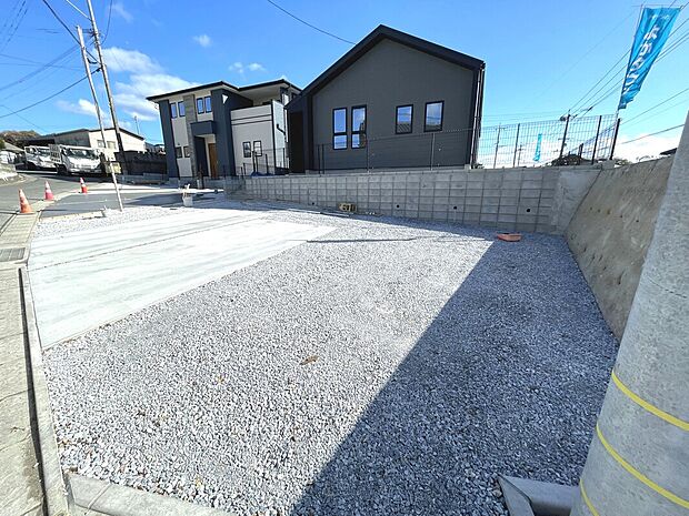 全2棟の新築分譲住宅地！駅・小学校・中学校が全て徒歩15分圏内♪