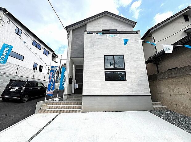 【4号棟】小学校徒歩3分の子育てに優しい立地！