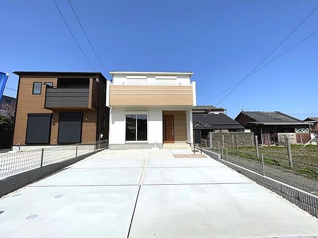 【2号棟】駐車並列2台可！