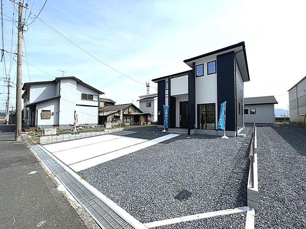 敷地広々66坪！