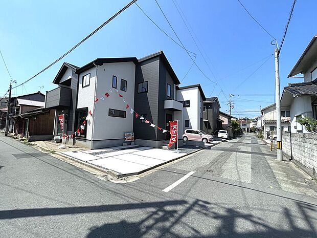 平坦地で車の出し入れ楽々!