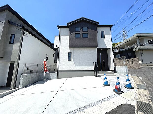 【3号棟】角地で開放的!
