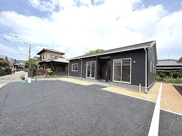 敷地広々66坪！