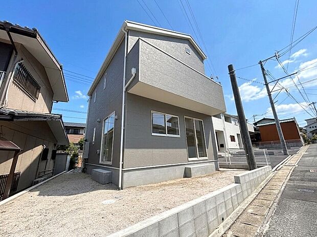 【1号棟】お庭付き!