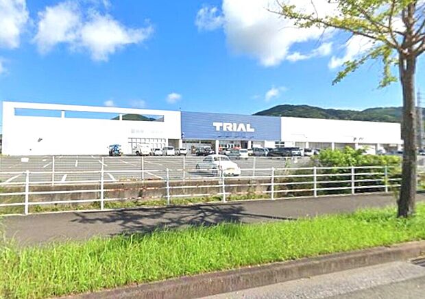 スーパーセンタートライアル二島店（約2,800m）