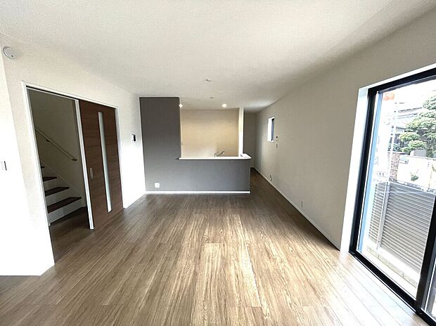 【リビング】LDK広々17.25帖！