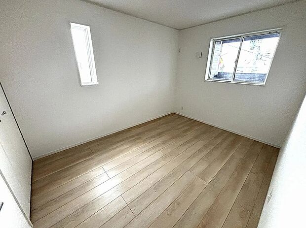 【洋室】木の温もりが優しい内装♪