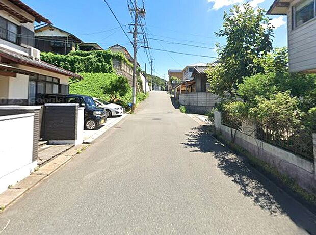 【前面道路】前面道路幅員約6ｍで広々！車の出し入れ楽々♪