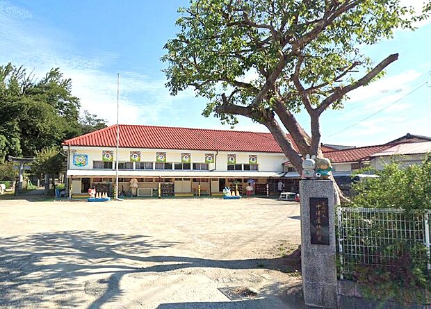 中津屋幼稚園(約240m)