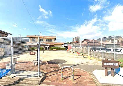 東篠崎東公園 120ｍ(徒歩2分)