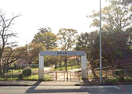 勝盛公園 400ｍ(徒歩5分)