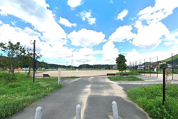裂田溝公園（約550m）