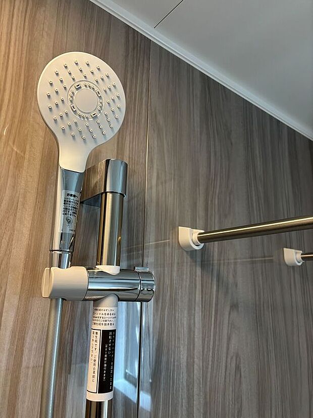 【節水シャワー】水道費用の節約に大活躍。トイレの節水タイプと合わせて家計の助けに。