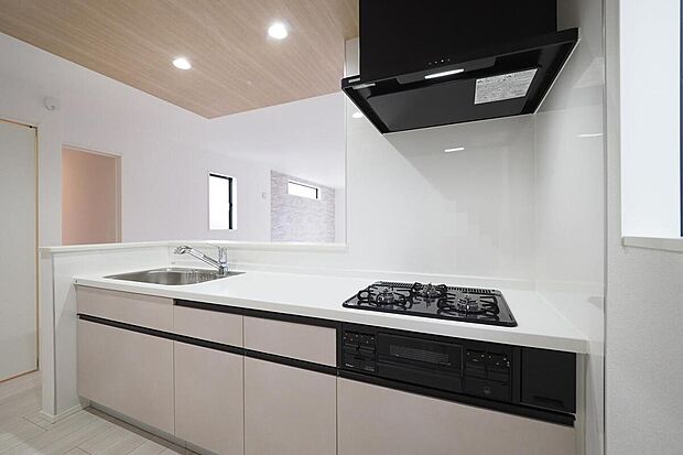 【キッチン】カウンター付き対面式キッチン