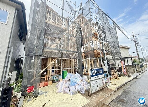 【現地写真】徒歩圏内にイオンモールがありお買物に便利な立地です。
