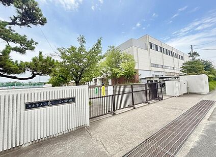 浦安市立東小学校 646ｍ