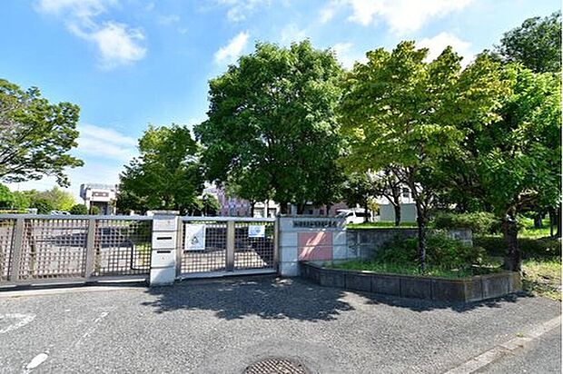 加須市立加須平成中学校（約1,150m）