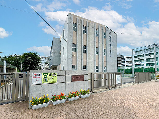 船橋市立葛飾中学校(約670m・徒歩9分)