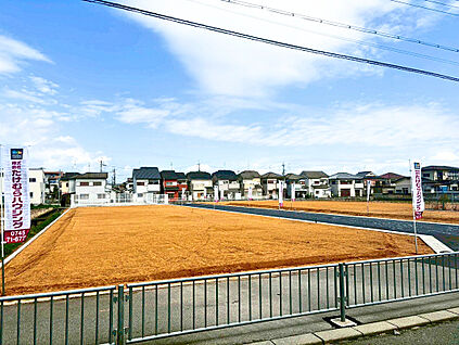 ■現地写真（南側から敷地）