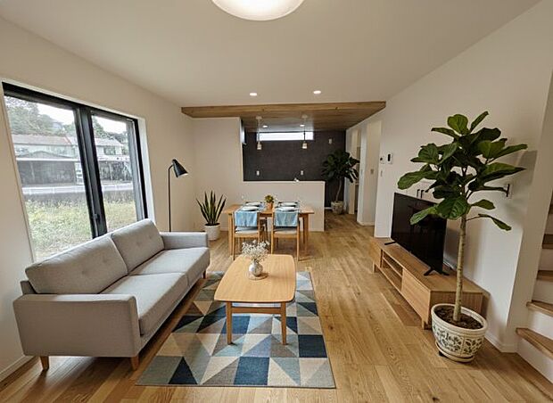 【1階LDK】 内装をイメージしてみました♪ ※家具・家電等はイメージです。