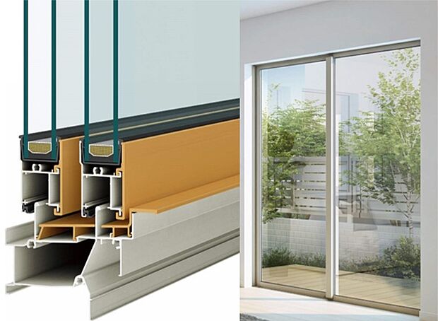 【アルミ樹脂複合窓】【同一仕様】アルミ窓の内側に、断熱性・防露性に優れた「樹脂」をプラスしたことにより、高い断熱性能を実現したアルミ樹脂複合窓を採用。窓周辺の外気温の影響から守り、健やかな室内環境を保ちます。アルミ窓に比べ結露しにくく、窓まわりを清潔に保てます。引き違い窓の下枠は、雨などの水もスムーズに排水される独自構造に。窓型の種類も豊富で、用途に合わせ最適な窓を使用しています。※網戸付き※実際のものとは異なります。