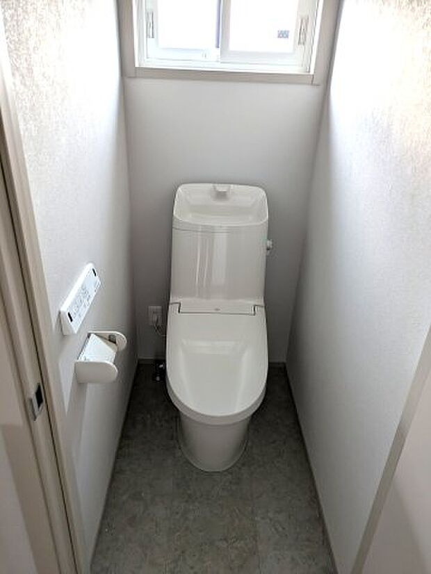 【トイレ】【トイレ】2階トイレ