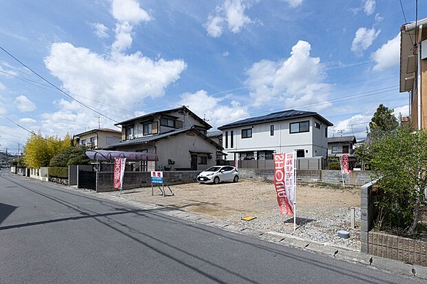 【◆現地写真◆】富山小学校まで徒歩6分と、毎日の通学にも安心の距離感です。