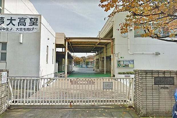 川崎市立桜本中学校（約1,100m）