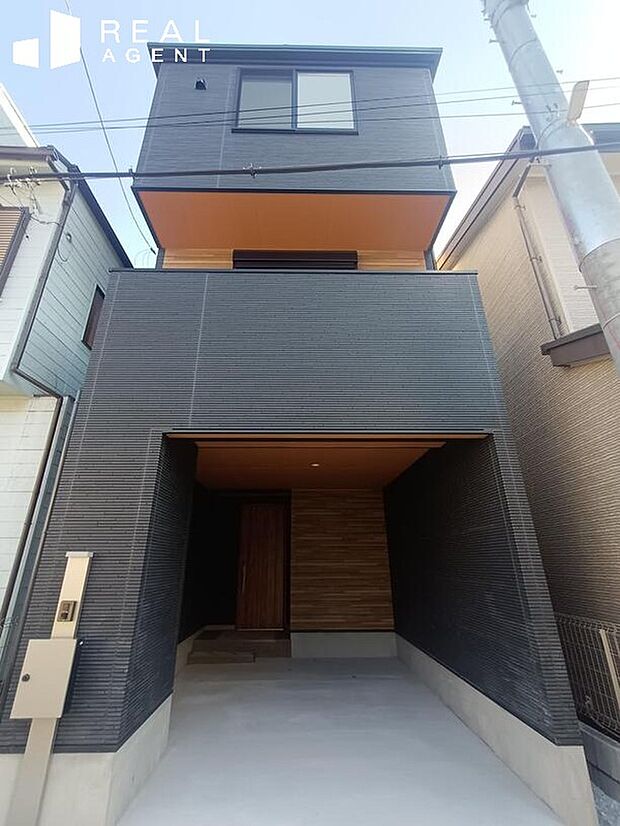 【現地撮影】充実な設備仕様で多様なライフスタイルに合い、お家時間をお楽しみいただけます。住み続けるほどに愛着が深まる、永く住み続けたいお家。