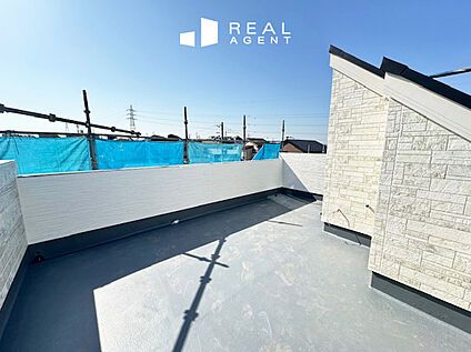 ルーフバルコニー