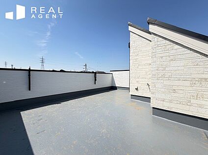 ルーフバルコニー