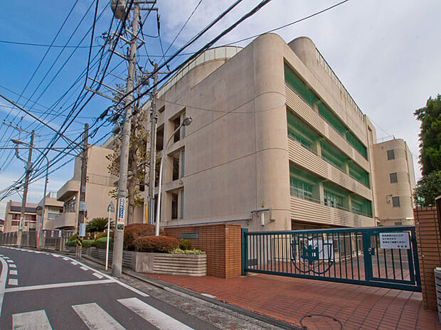 横浜市立平楽中学校(約1,000m)