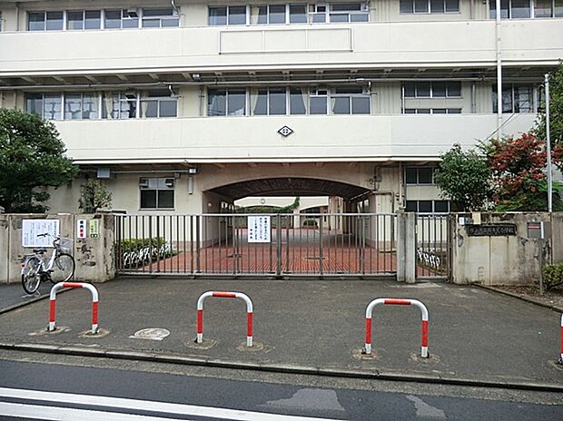 横浜市立西寺尾小学校（約450m）