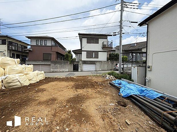 【現地撮影】敷地面積159m2～179m2の広大な敷地！車種により車庫駐車2台可！パントリー付きの4LDＫで暮らしやすさ◎