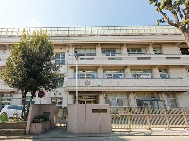 横浜市立西中学校(約200m)