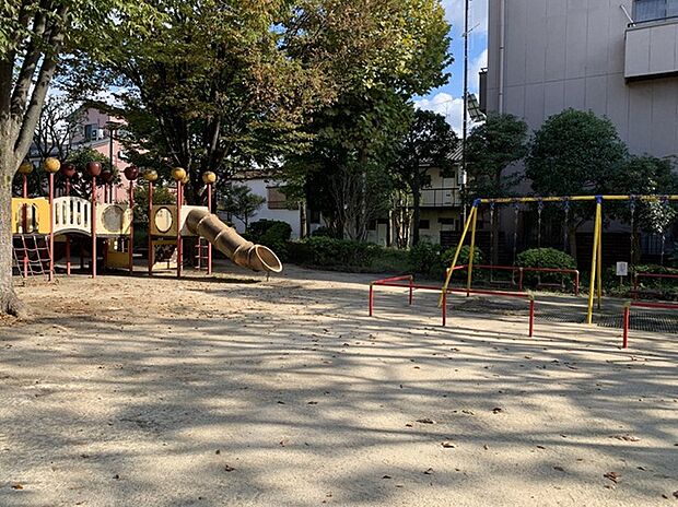 篠崎6丁目公園(約650m)