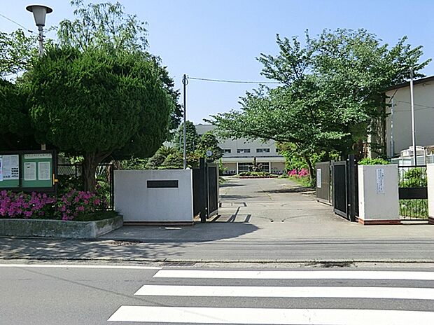 鎌倉市立大船中学校(約950m)