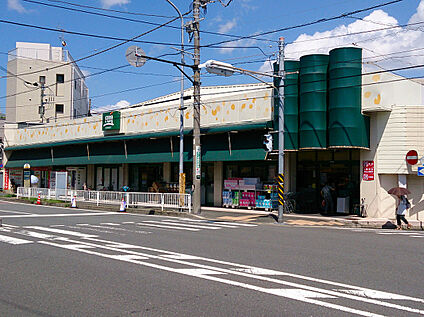 FUJI伊勢町店 350ｍ