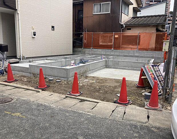 現地写真　撮影時　2026年2月上旬完成予定　2026年4月中旬