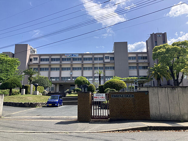 大野東中学校（約1,600m）