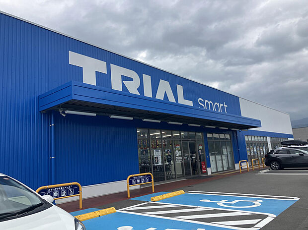 TRIAL GO篠栗尾仲店（約1,700m）