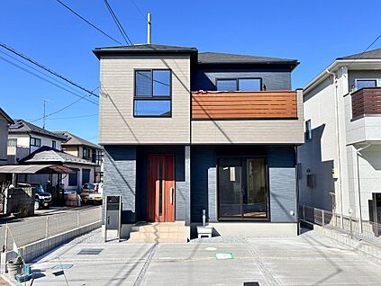 伊奈町中央3丁目8号棟外観　