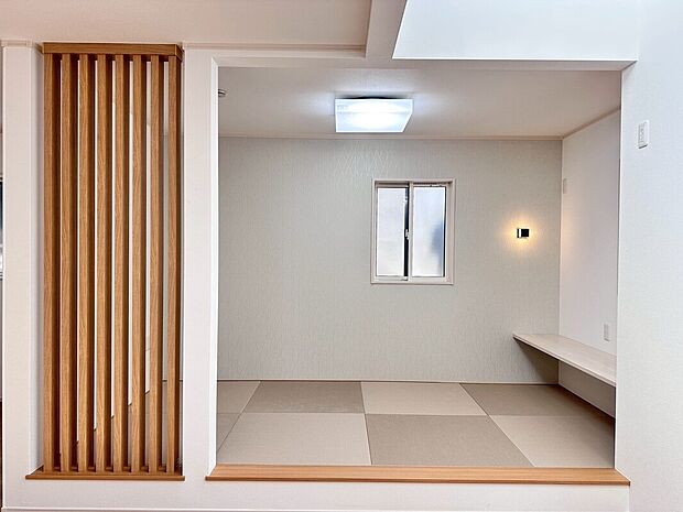 【内観プラン例】畳コーナー※同仕様同形状　　　　　　　　　　　　　　　　　　　　　客間として、お子様のお昼寝・遊びスペースとして、リビングの一部としてなど様々な用途で利用できる和室です！