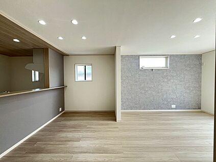 【設備画像：ベーシアシャワートイレ（LIXIL）】