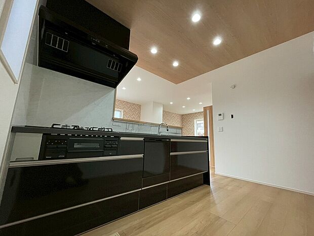 【キッチン】食洗器付き対面式キッチンカウンター